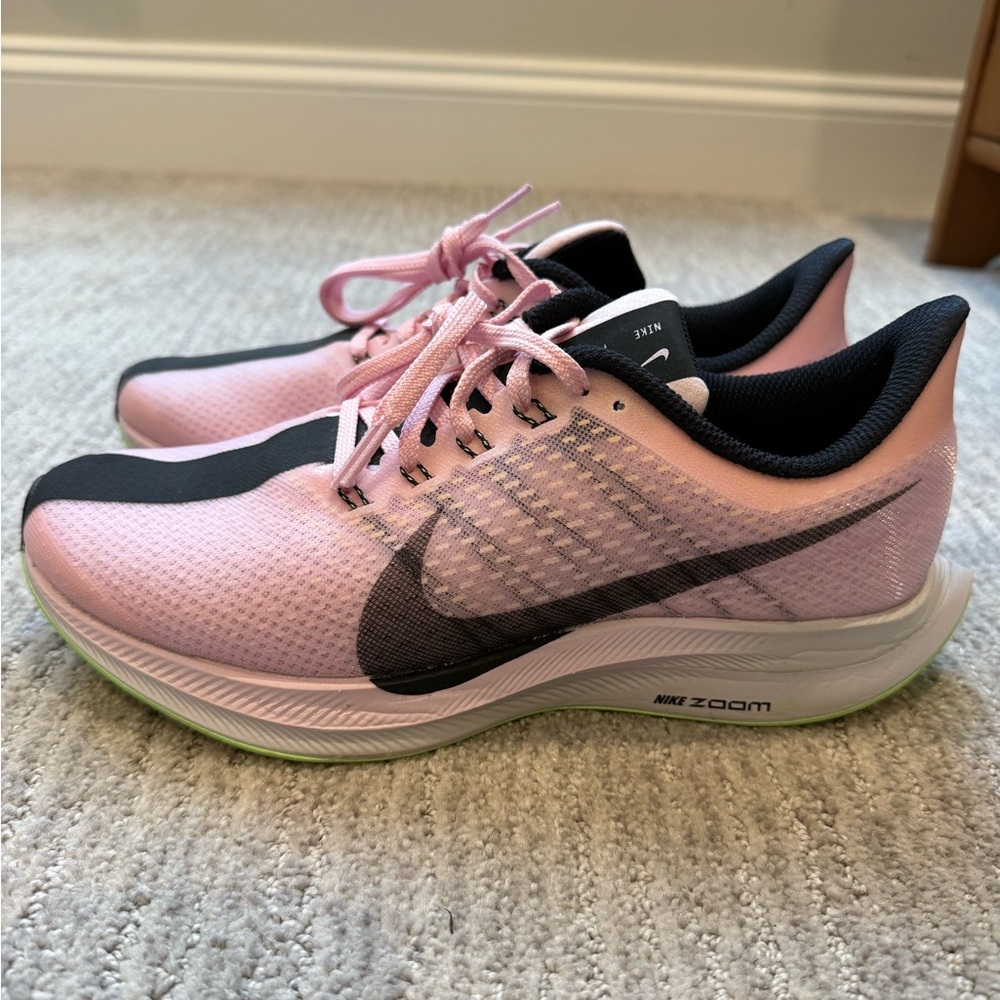 Like new! Nike Pegasus Turbo